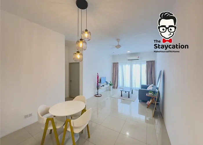 Staycation Homestay 44 Gem Suite