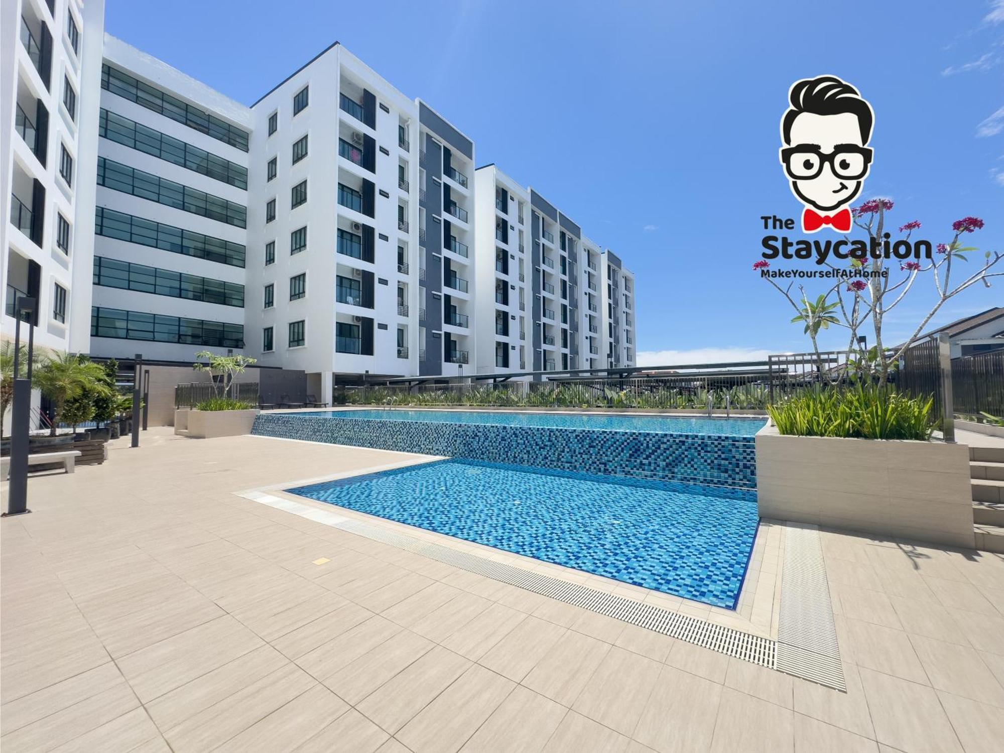 Staycation 44 Gem