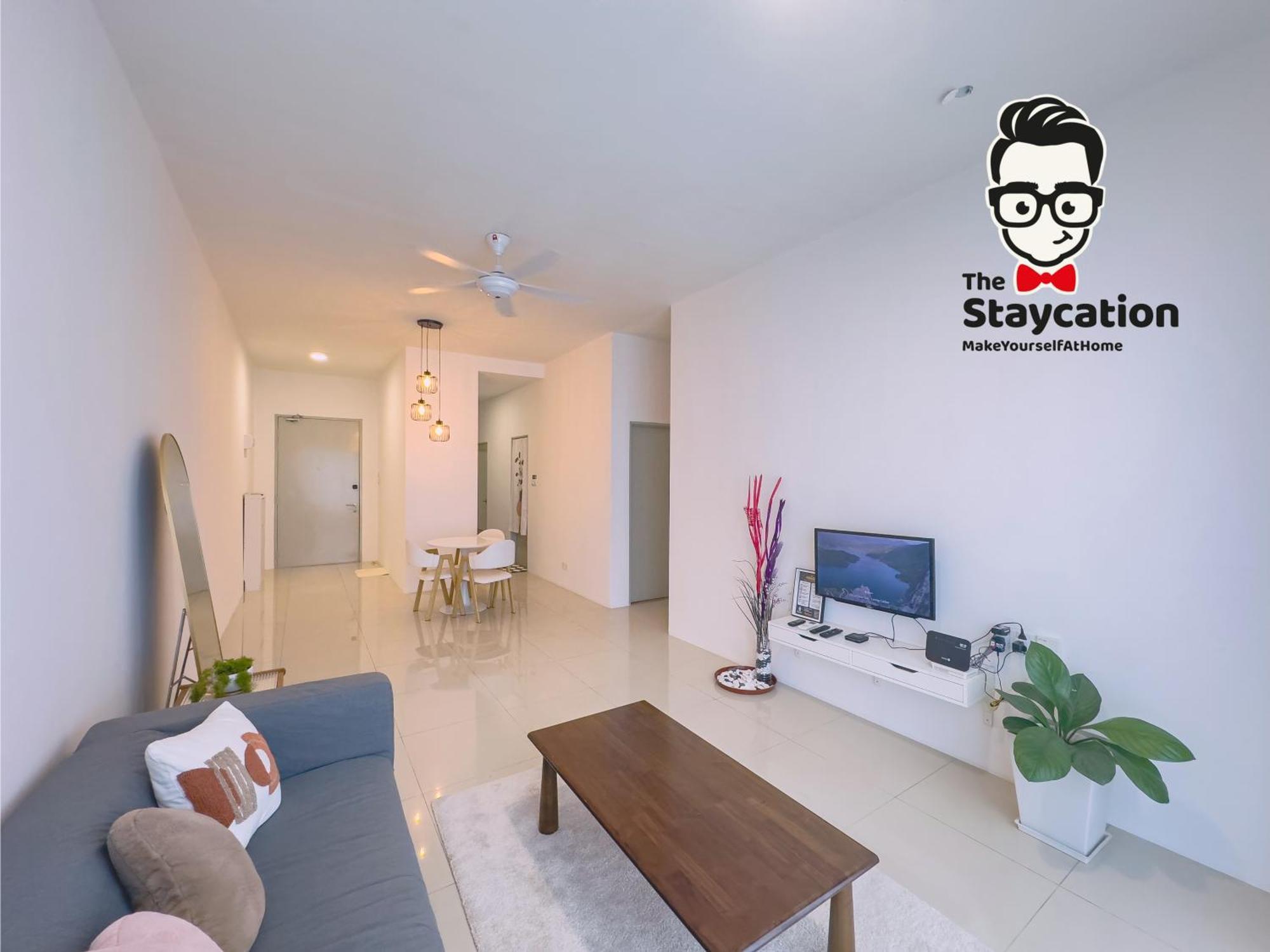 Staycation 44 Gem Kuching