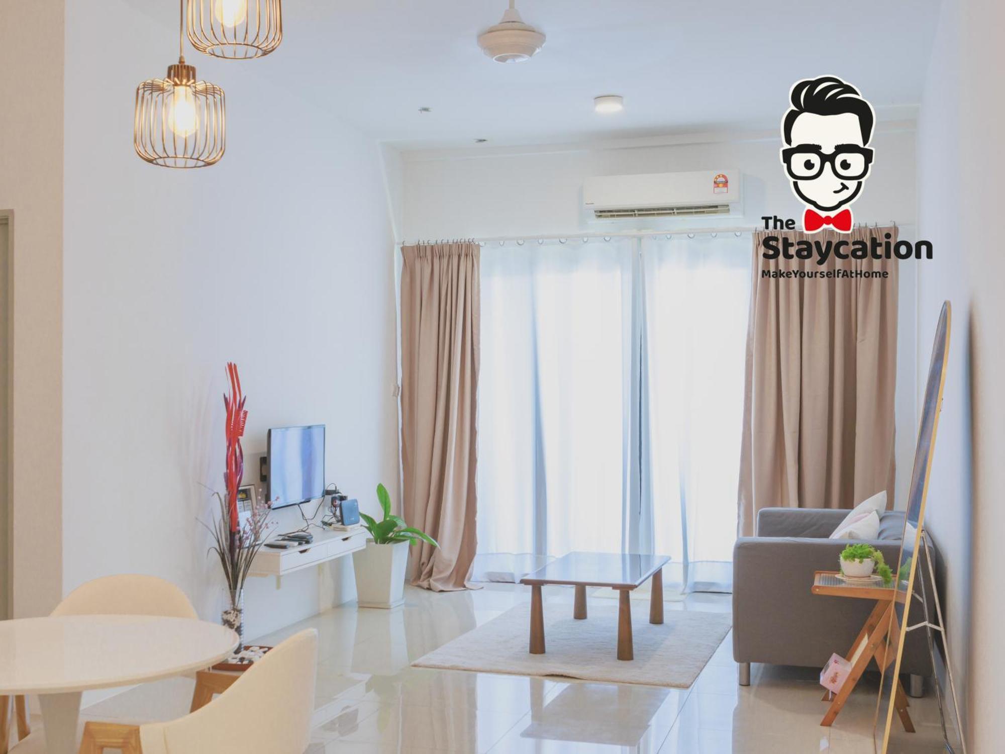 Staycation 44 Gem Kuching